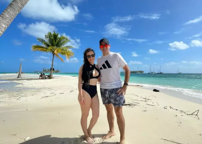 tour san blas plan regular pareja playa cayos limones